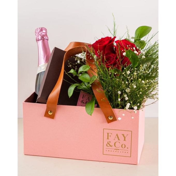 Caixa Com alça em Couro Ref. CR 005