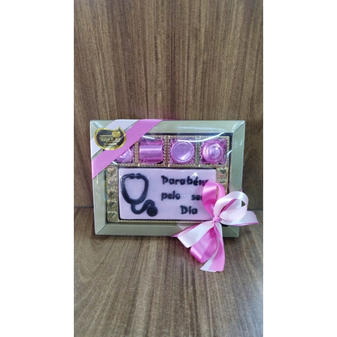 Ref. 144 Caixa 19x15x2,5 berço barra + 04bb