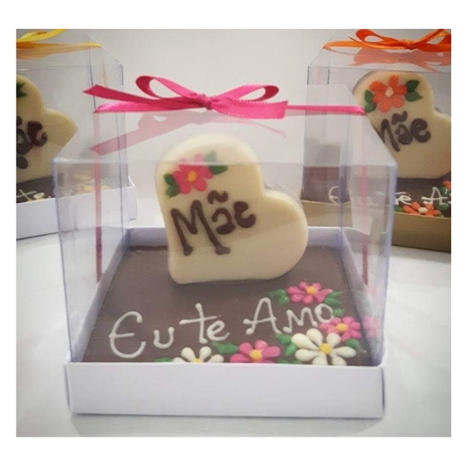 Cx para bolacha mãe

         Medida: 18,5 x 13,5 x 12 alt.